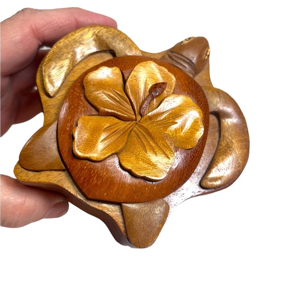 aloha wood art turtle puzzle Trinket Jewelry Box Design In Hawaii By Paul Le - Picture 14 of 16